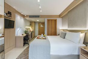 Cullinan Hplus Premium