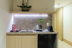 Cullinan Hplus Premium