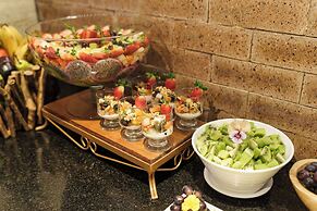 Cullinan Hplus Premium