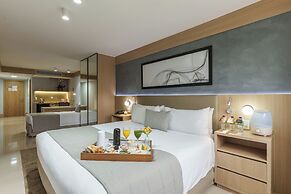 Cullinan Hplus Premium