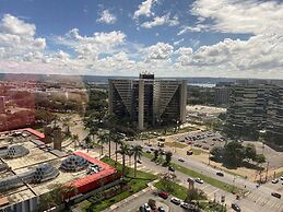 Cullinan Hplus Premium