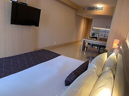 Cullinan Hplus Premium