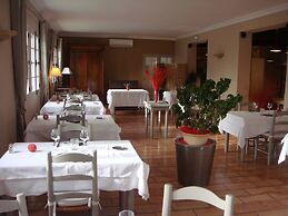 Hôtellerie du Domaine de Cabasse