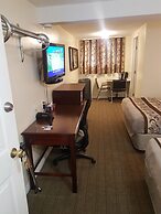 Parkway Motel & European Lodges