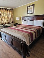 Parkway Motel & European Lodges