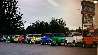 Parkway Motel & European Lodges