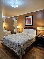 Parkway Motel & European Lodges