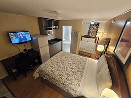 Parkway Motel & European Lodges