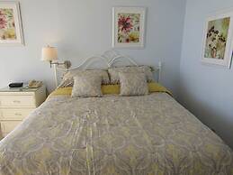 Surfside Beach Resort by Counts - Oakes Resort Properties