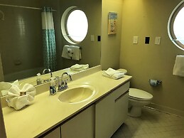 Surfside Beach Resort by Counts - Oakes Resort Properties