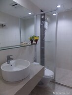 The Suites at Calle Nueva