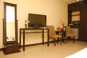 The Suites at Calle Nueva