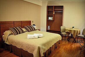 Las Brisas Centro Hotel