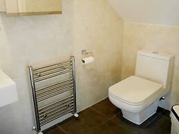 Kew Studios and Rooms