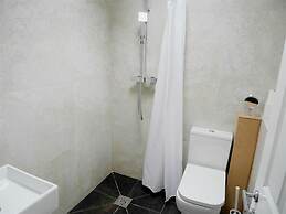 Kew Studios and Rooms