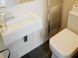 Kew Studios and Rooms