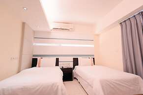 Kiwi Express Hotel - Kaohsiung Station