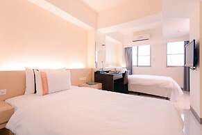 Kiwi Express Hotel - Kaohsiung Station