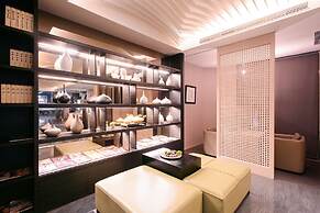 Kiwi Express Hotel - Kaohsiung Station