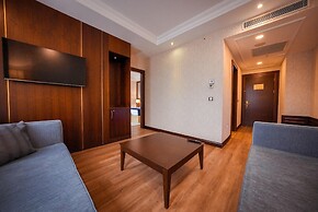 Wellborn Luxury Hotel