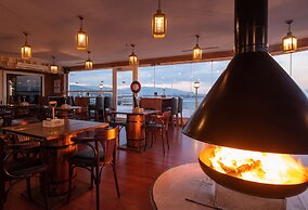 Wellborn Luxury Hotel