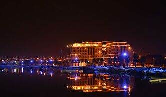 Wellborn Luxury Hotel