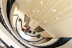 Wellborn Luxury Hotel
