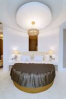 Wellborn Luxury Hotel