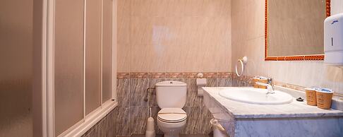 Hostal Valdepeñas by Bossh Hotels