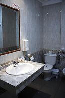 Hostal Valdepeñas by Bossh Hotels