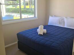 Lakeside Forster Holiday Park