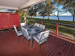 Lakeside Forster Holiday Park