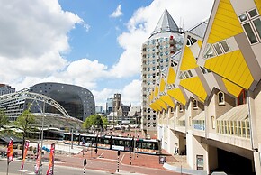 Haven Hotel Rotterdam, Curio Collection by Hilton