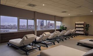 Haven Hotel Rotterdam, Curio Collection by Hilton