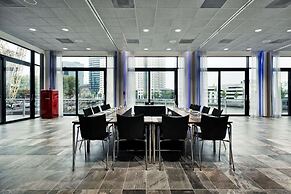 Mainport Hotel Rotterdam, a Hilton Affiliate Hotel