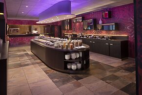 Mainport Hotel Rotterdam, a Hilton Affiliate Hotel