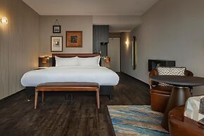 Haven Hotel Rotterdam, Curio Collection by Hilton