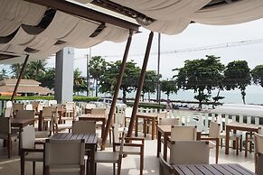 GRAND JOMTIEN PALACE HOTEL