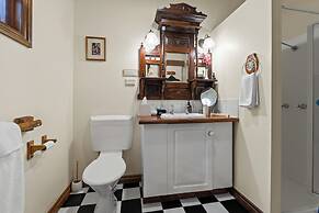 Tamborine Mountain B&B