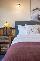Tamborine Mountain B&B