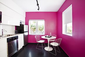 Blanc Kara - Adults Only