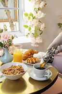 Blanc Kara - Adults Only