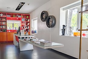 Blanc Kara - Adults Only