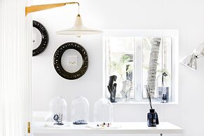 Blanc Kara - Adults Only