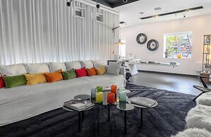 Blanc Kara - Adults Only