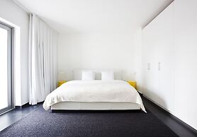 Blanc Kara - Adults Only