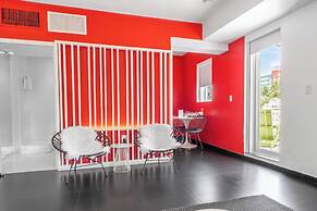 Blanc Kara - Adults Only