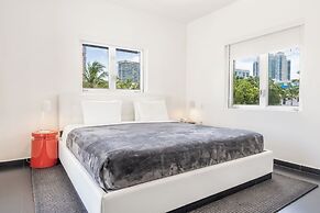 Blanc Kara - Adults Only