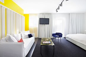 Blanc Kara - Adults Only