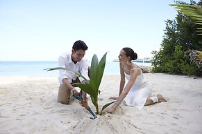 Centara Ras Fushi Resort & Spa Maldives